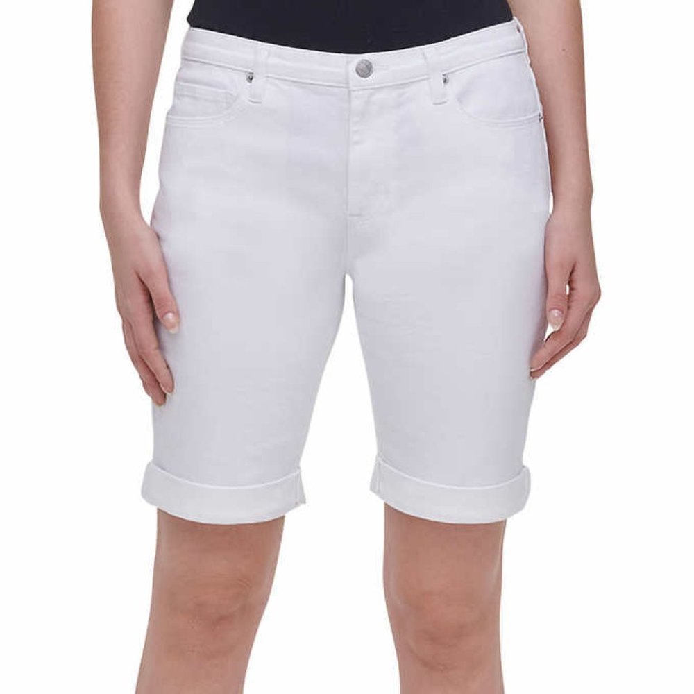 Ladies' Bermuda Short Woman's White Size 12
